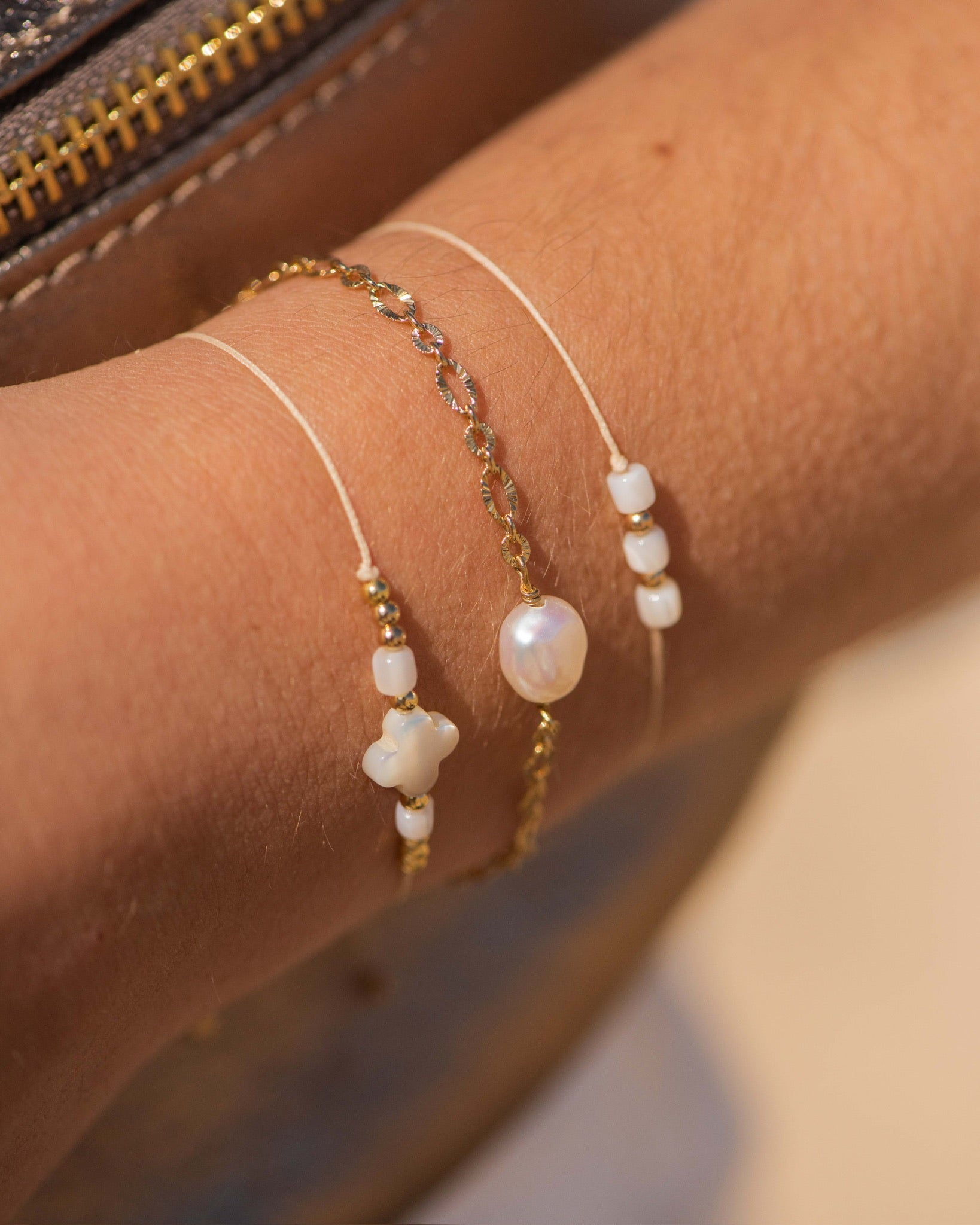 Bracelet mother of pearl nacre fresh water pearl perle de culture cordon cord combo