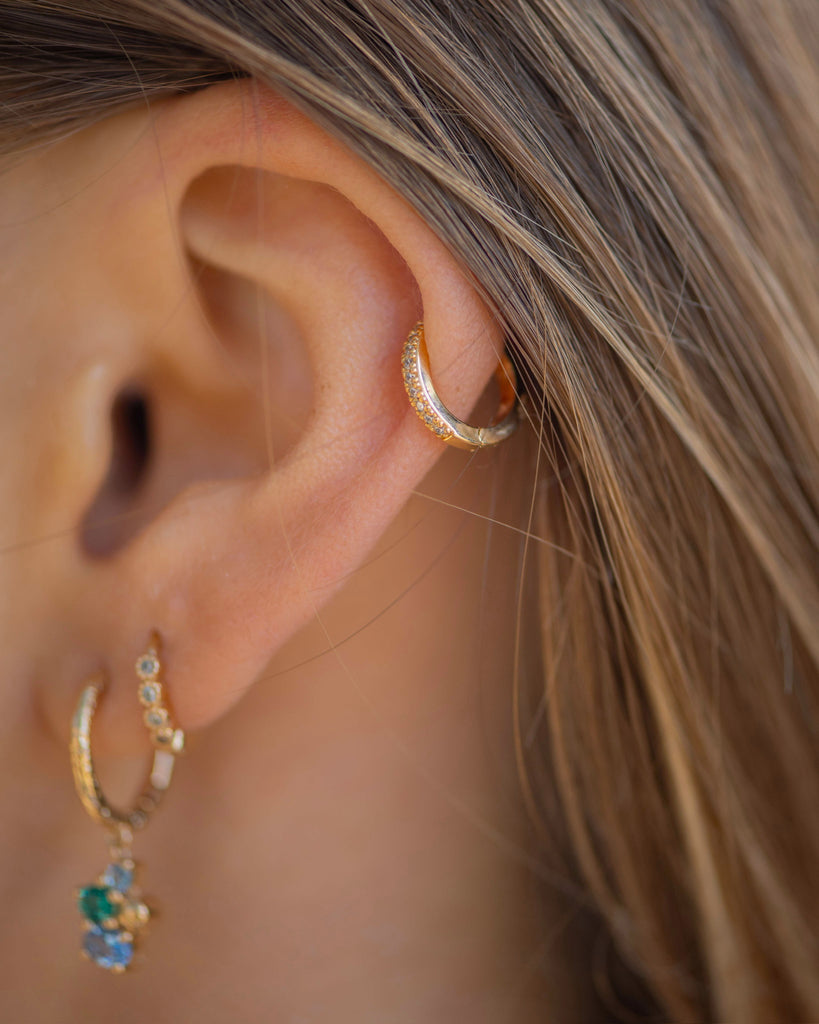 Earring Chimbote, Perù - Sold Individually - Gold Plated Simple Hoops