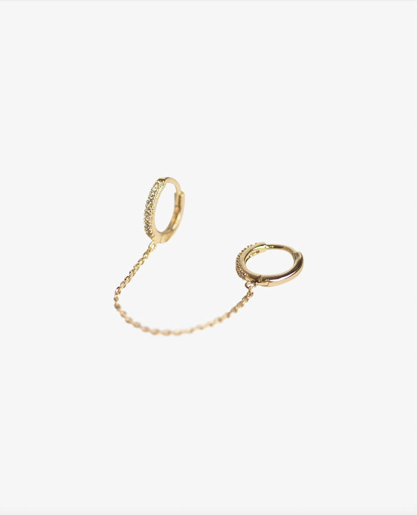 Boucle d'oreille chaine mini créoles brillants  earring shiny plaqué or gold plated résistant à l'eau waterproof hoops deux trous two holes
