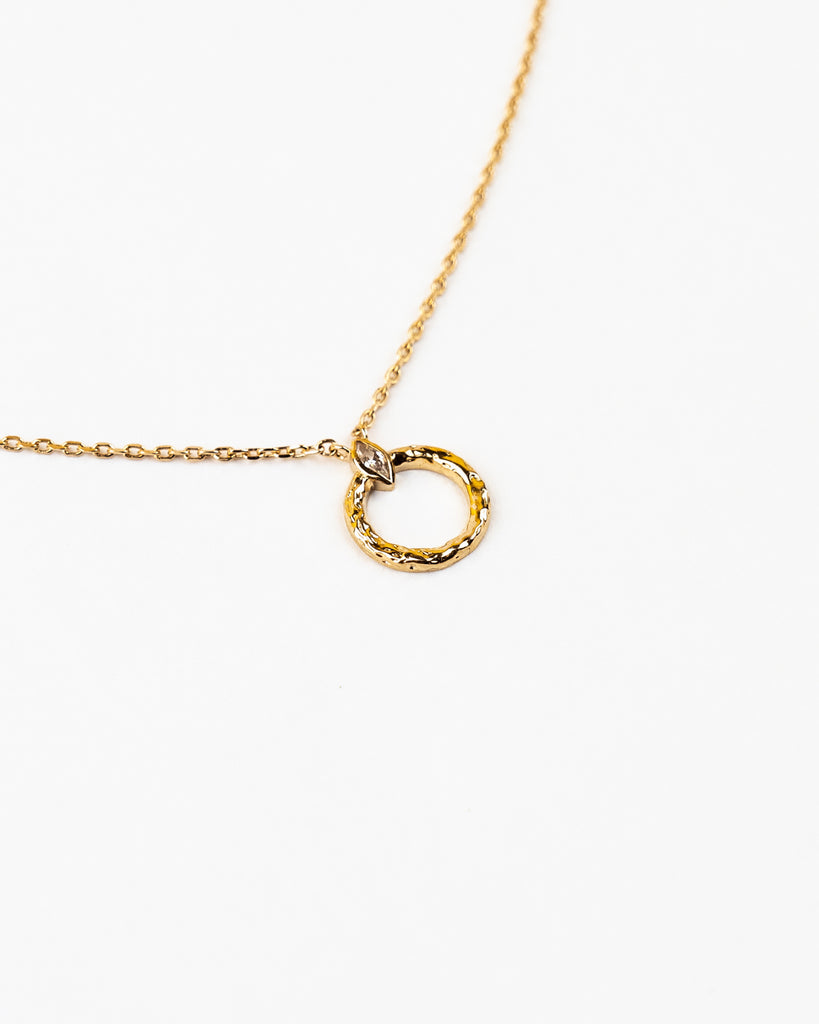 Necklace Neiva, Colombia - Gold Plated Necklace with Round Pendant with Zirconia