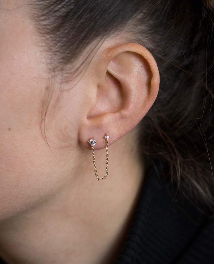 Boucle d'oreille chaine deux brillants colorés earring shiny plaqué or gold plated résistant à l'eau waterproof